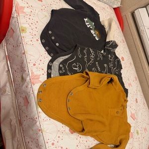 Long sleeve onesies 3 18 month boys